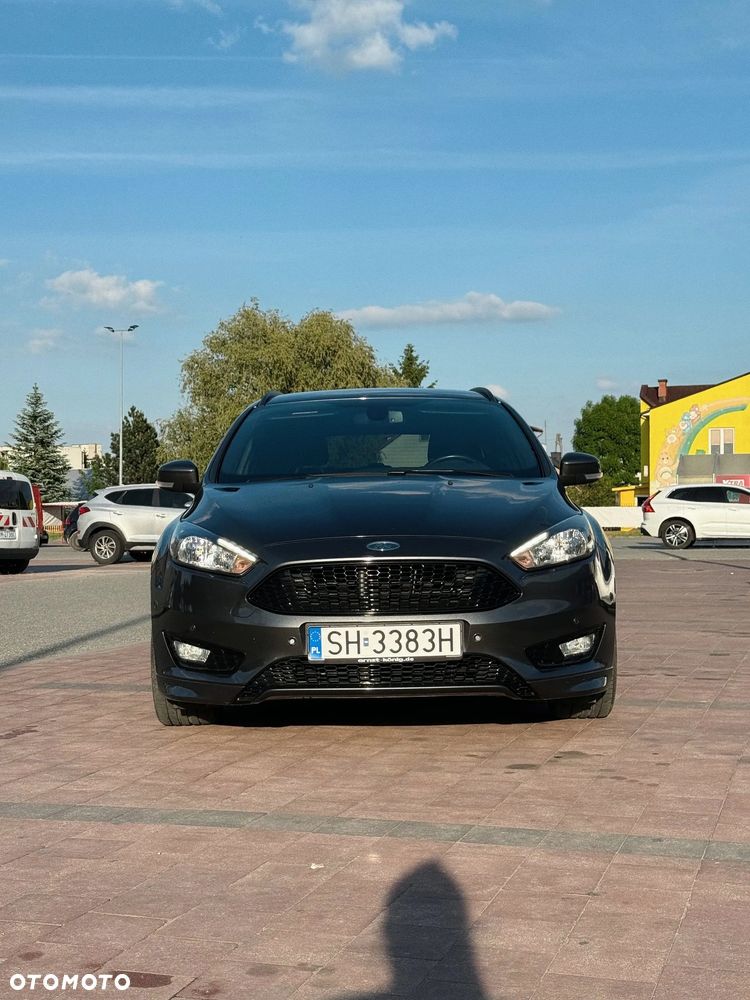 Ford Focus 1.5 EcoBoost ST-Line Business - 2