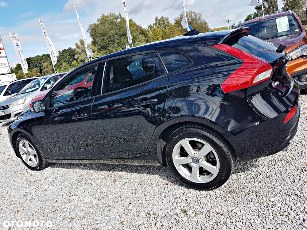 Volvo V40 D3 Kinetic - 26