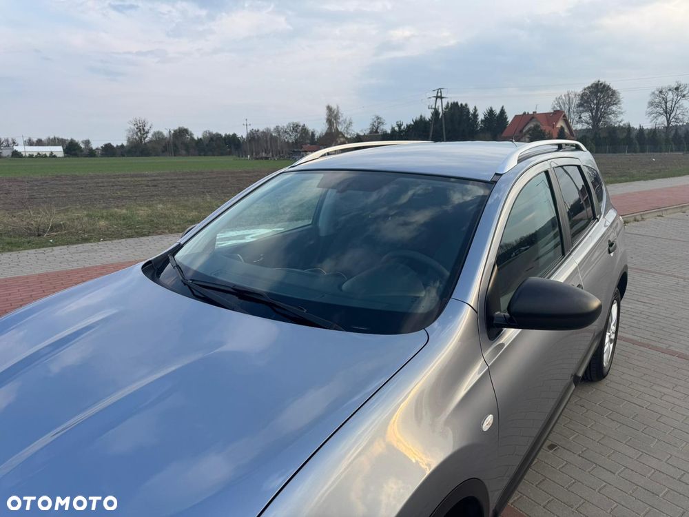 Nissan Qashqai+2 2.0 Visia - 18