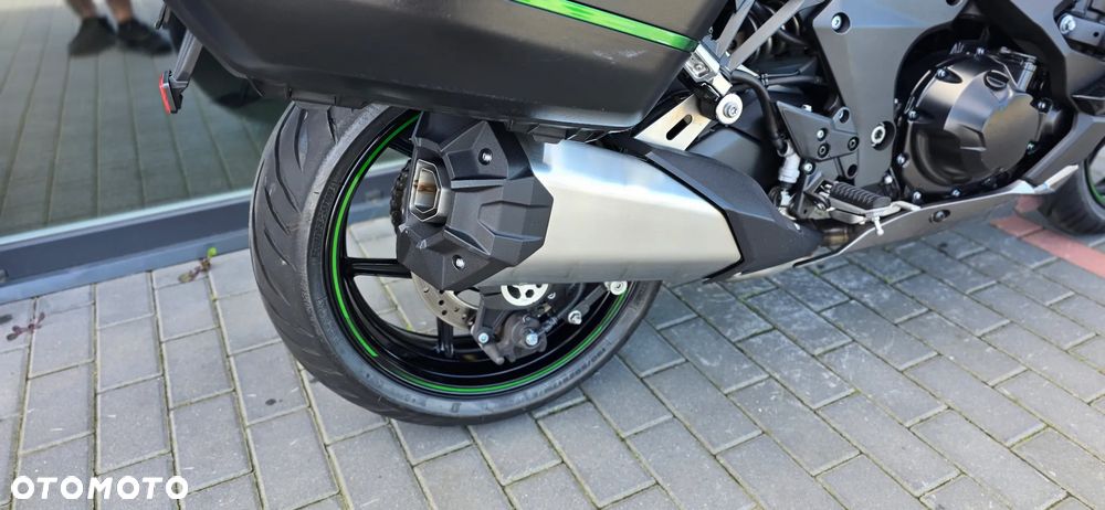 Kawasaki Ninja 1000 SX - 18