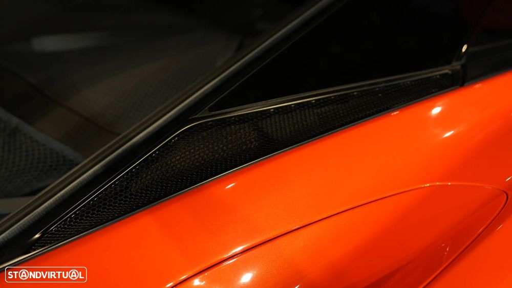 McLaren GT 4.0 Twin-Turbo V8 - 20