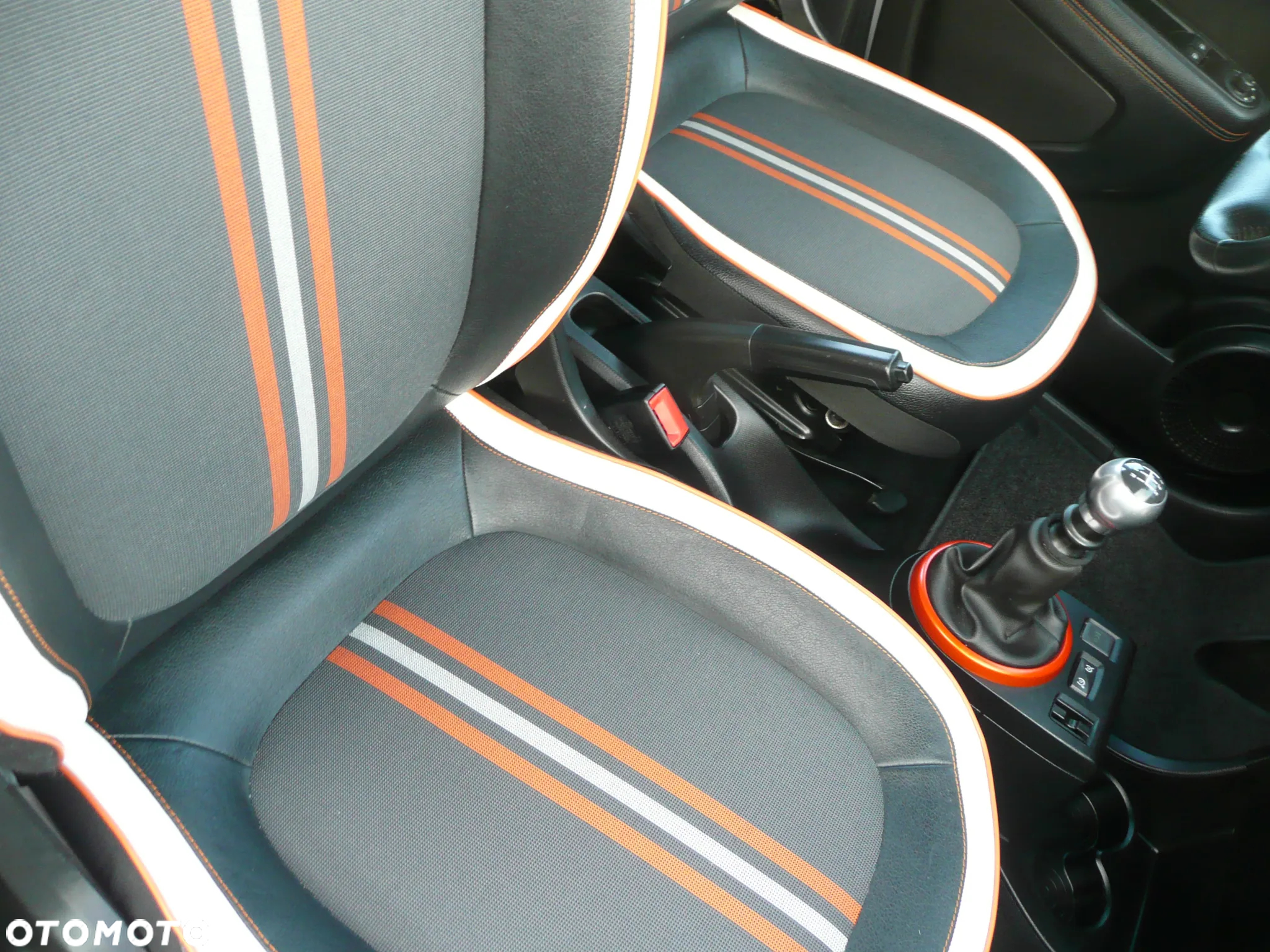 Renault Twingo Energy TCe 110 GT - 14