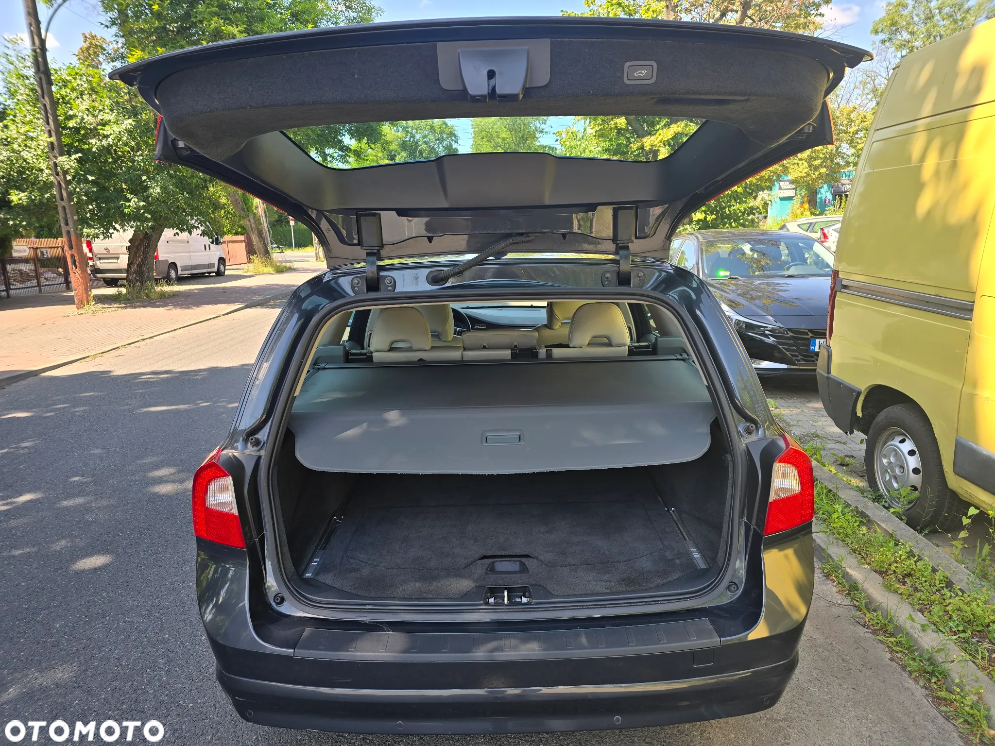 Volvo V70 2.0D Momentum - 37