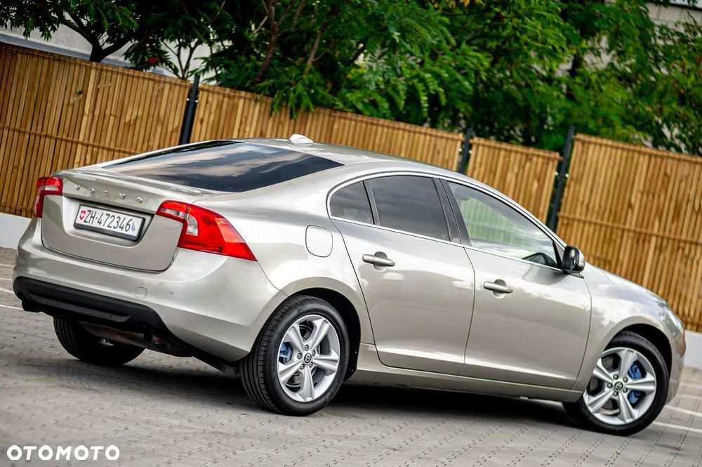 Volvo S60 - 11