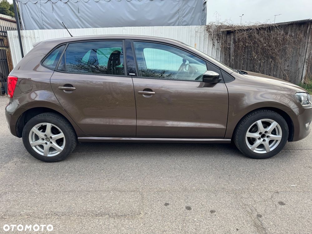 Volkswagen Polo - 8
