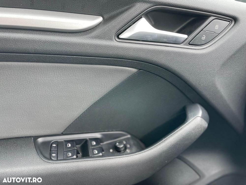 Audi A3 1.4 TFSI ack Ambiente - 12