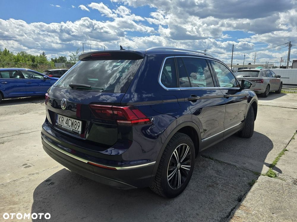 Volkswagen Tiguan - 5