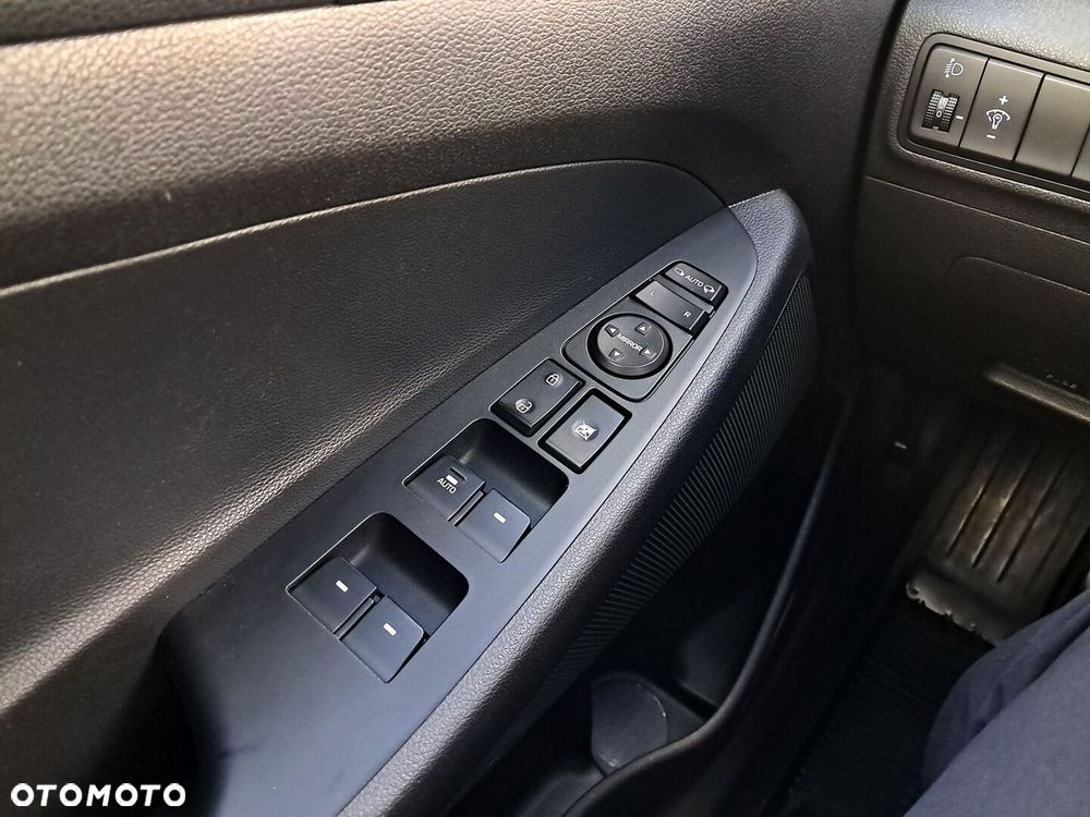 Hyundai Tucson 1.6 GDI BlueDrive Comfort 2WD - 12