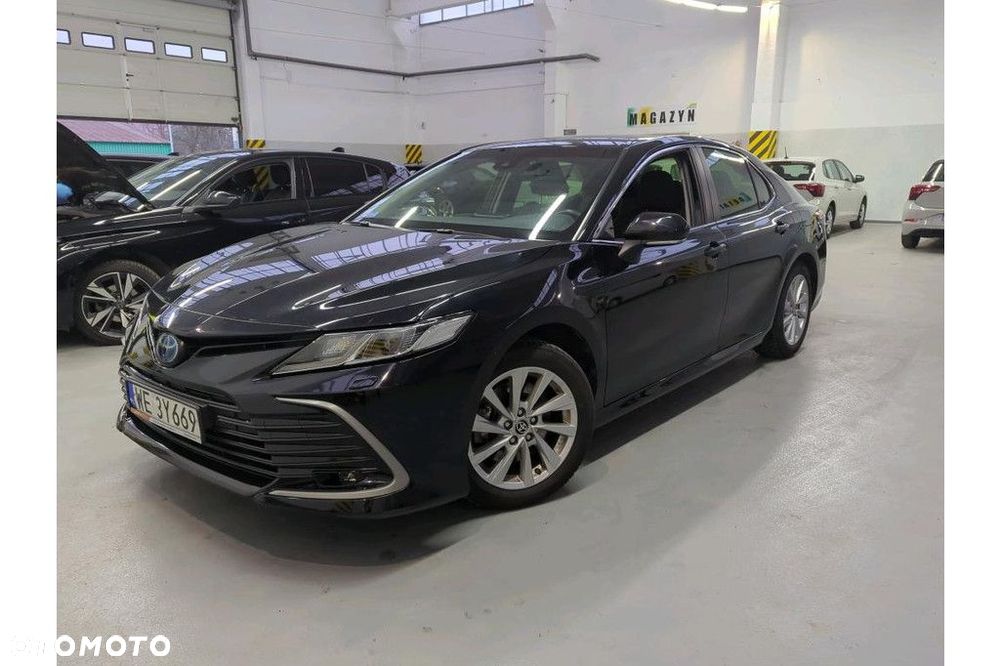 Toyota Camry 2.5 Hybrid Comfort CVT - 1