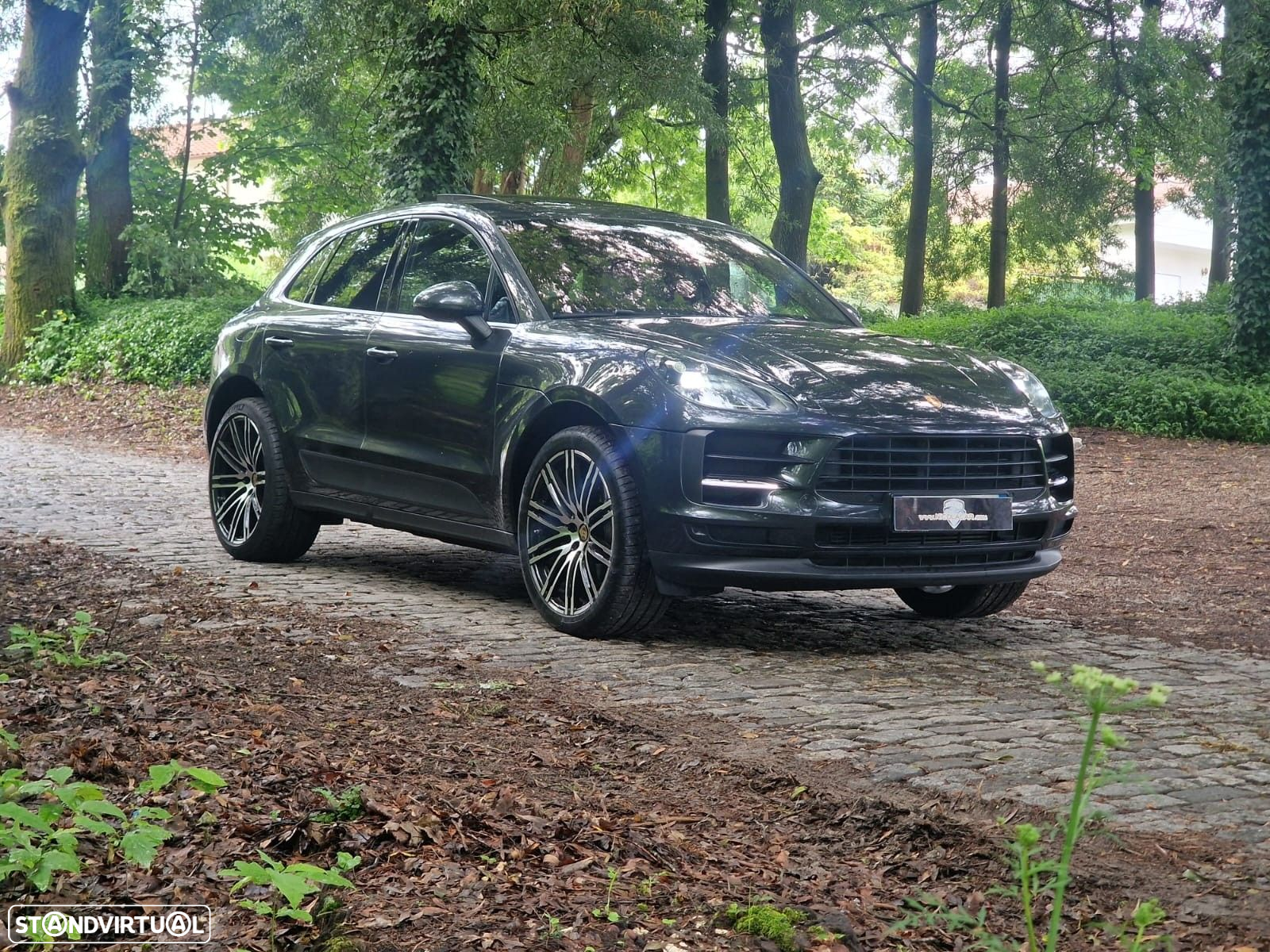 Porsche Macan Standard - 25