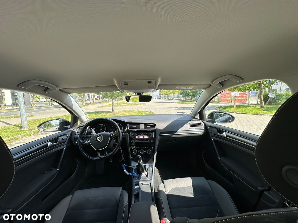 Volkswagen Golf 1.4 TSI BMT Highline - 9