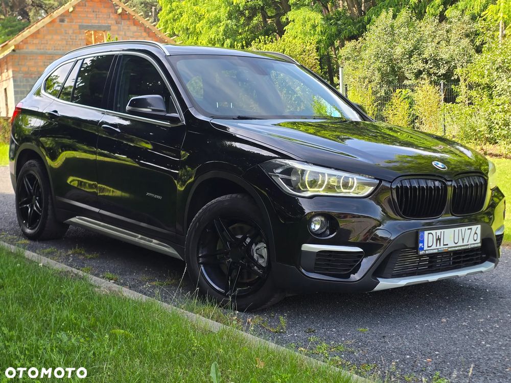 BMW X1 xDrive25i GPF Sport Line - 4