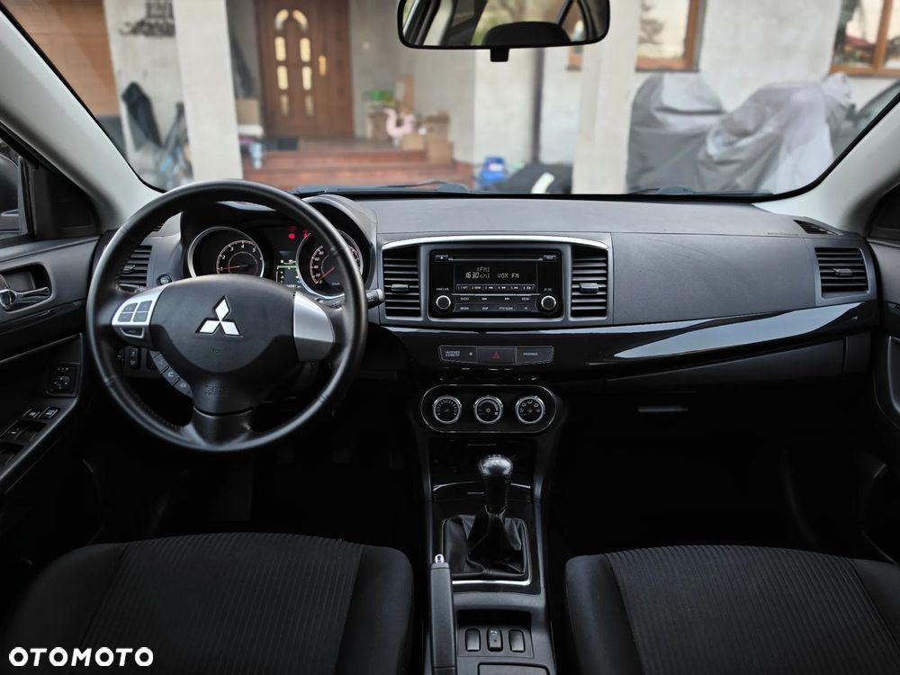 Mitsubishi Lancer - 24