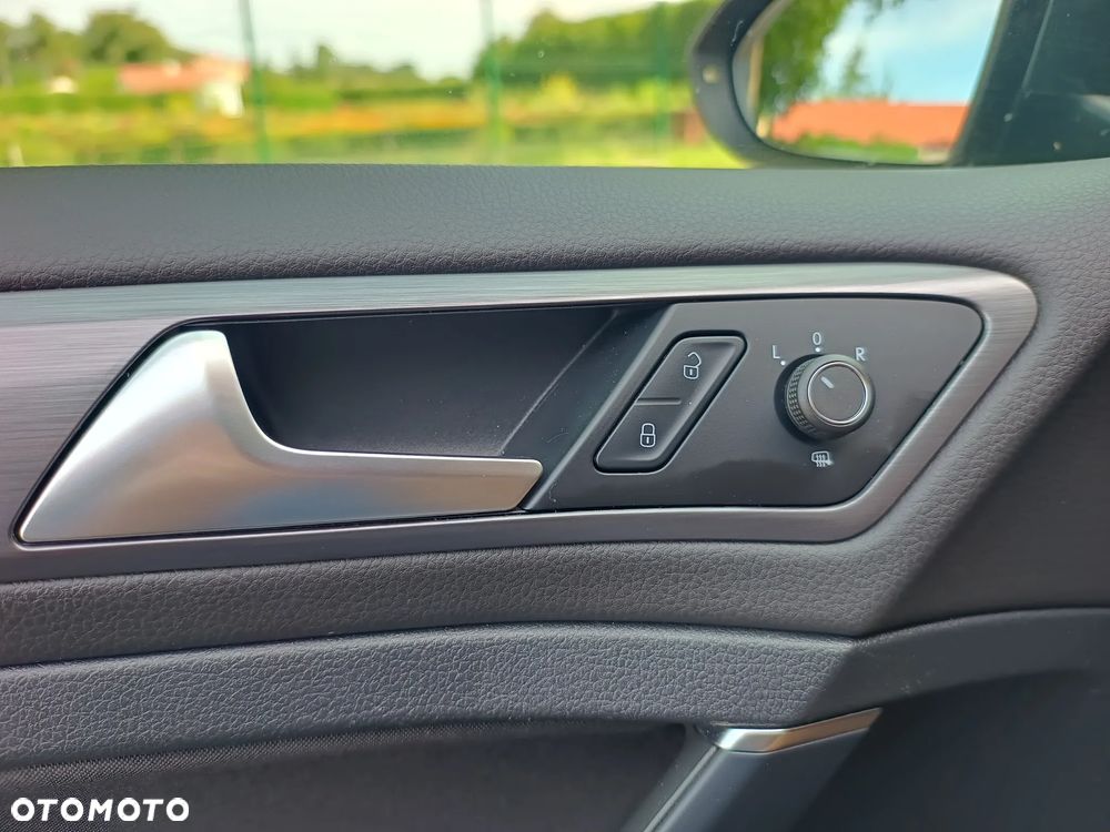 Volkswagen Golf 1.5 TSI BMT Comfortline - 13