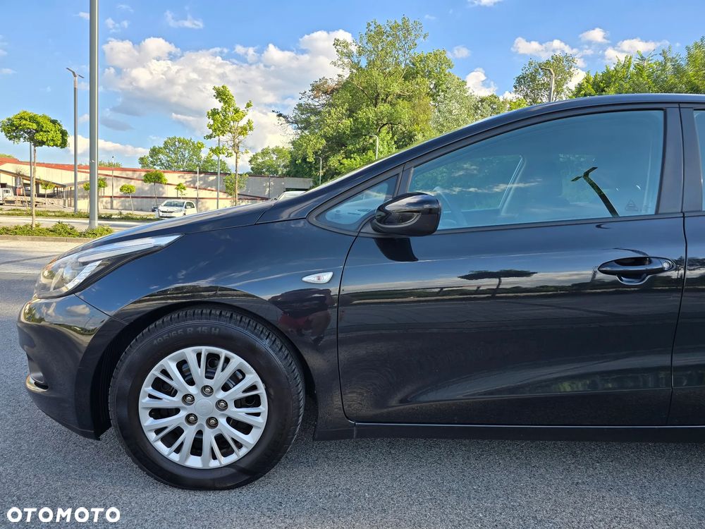 Kia Ceed - 24