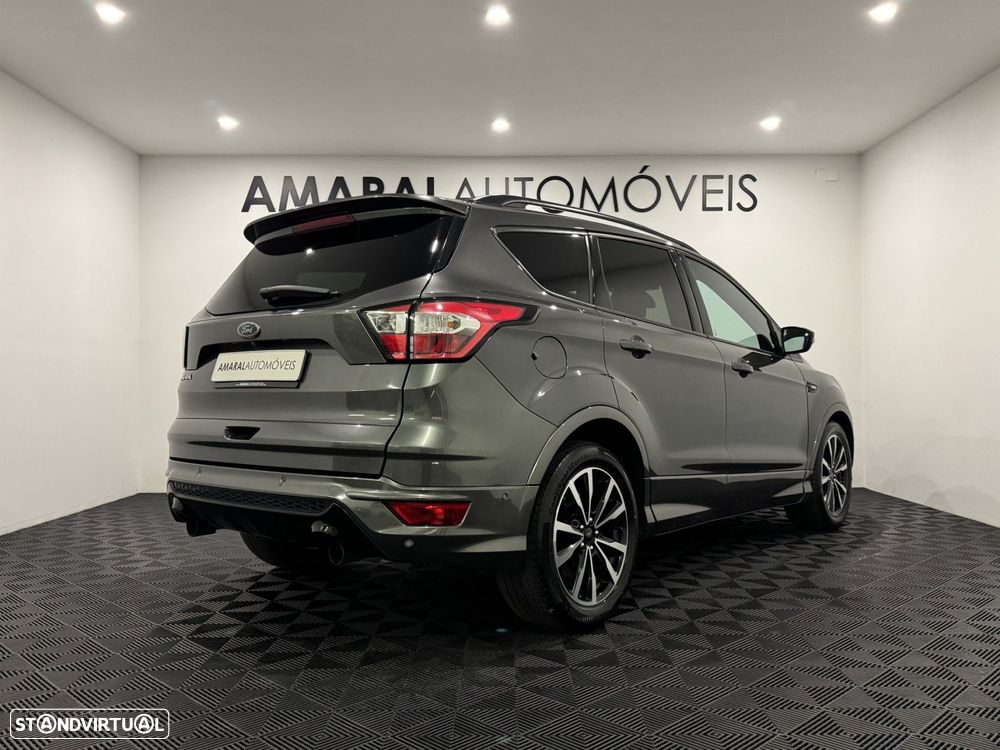 Ford Kuga 1.5 TDCi ST-Line Limited Edition - 13