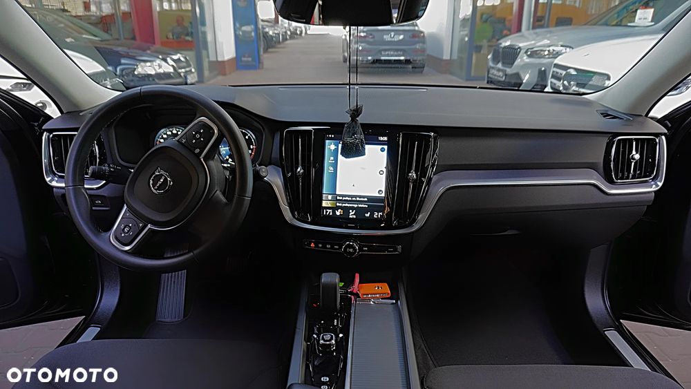 Volvo V60 D4 SCR - 13