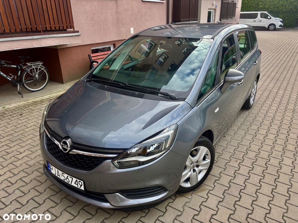 Opel Zafira - 2