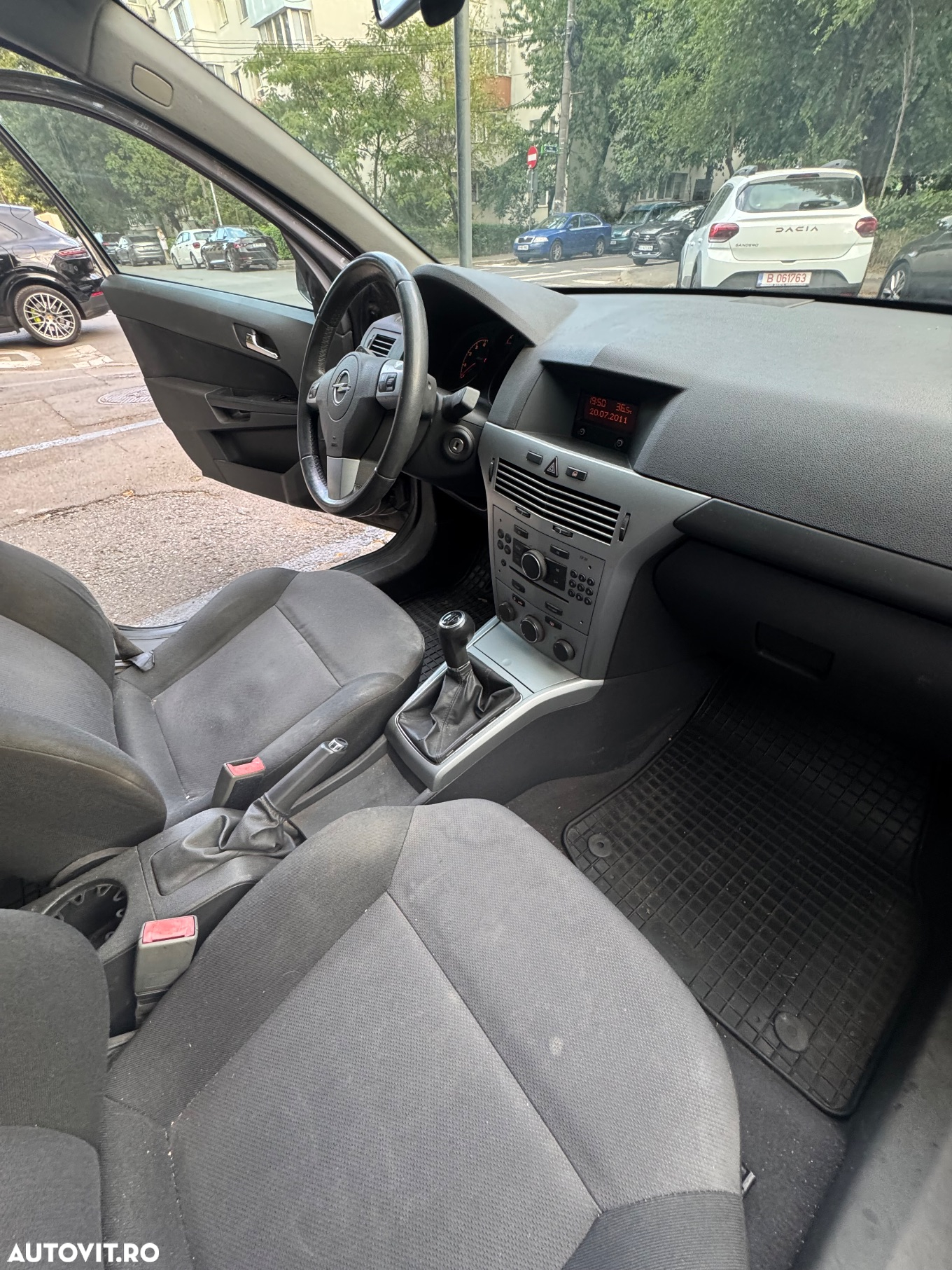Opel Astra - 11