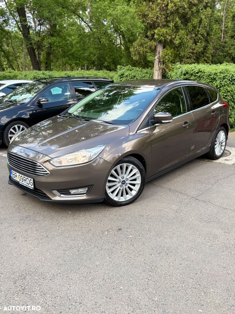 Ford Focus 1.5 TDCi Powershift Titanium - 1