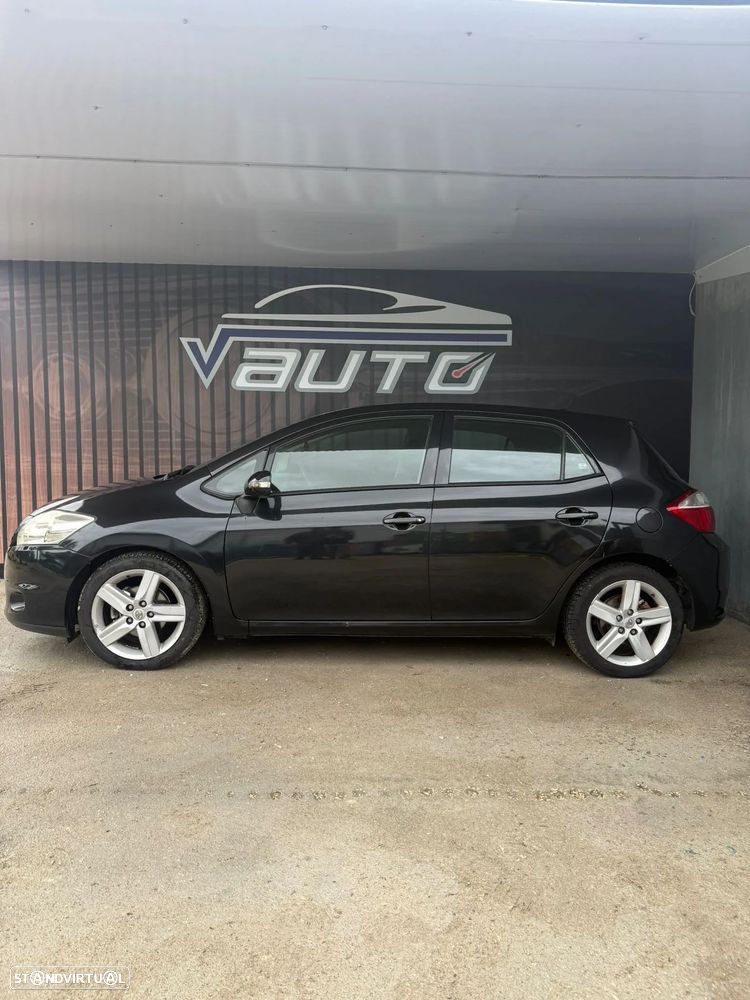 Toyota Auris 1.4 D-4D AC - 24