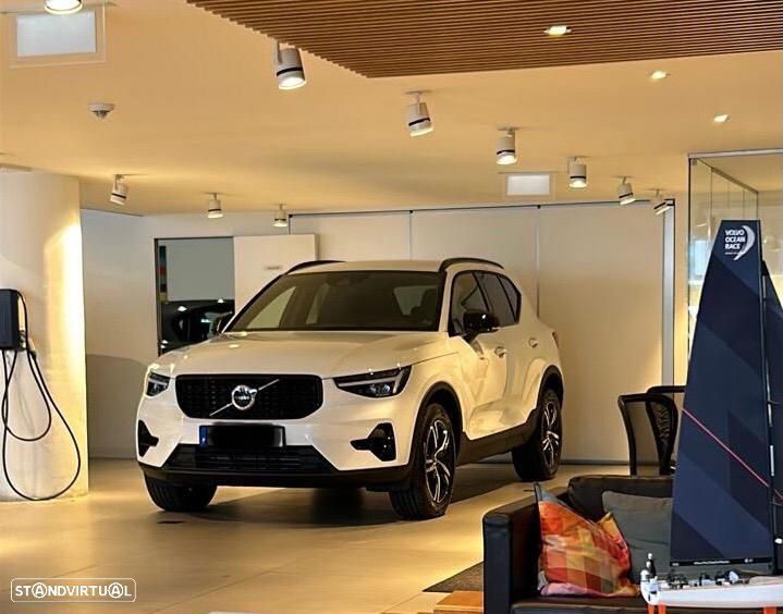 Volvo XC 40 1.5 T2 Plus Dark Auto - 1