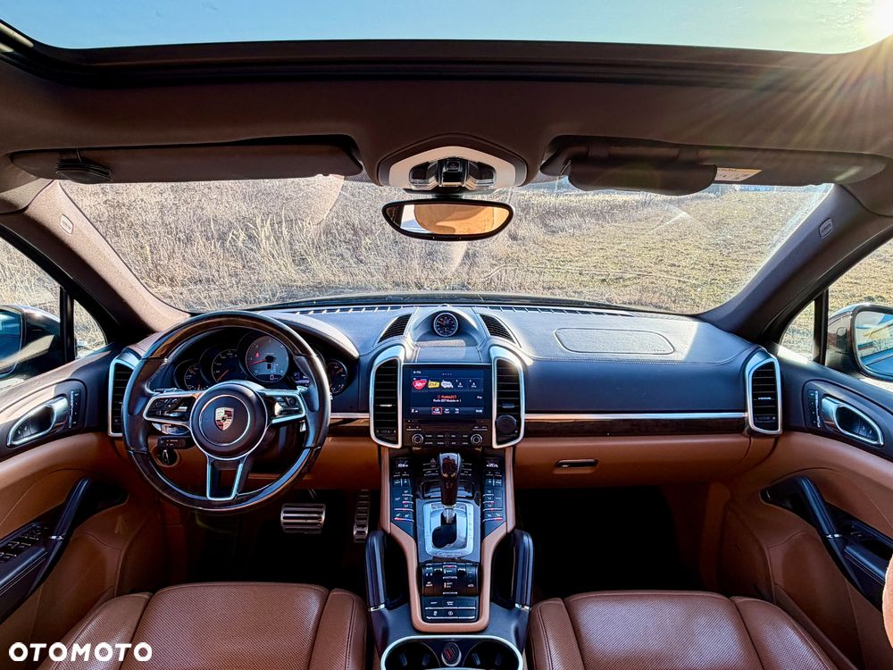 Porsche Cayenne S Diesel - 9