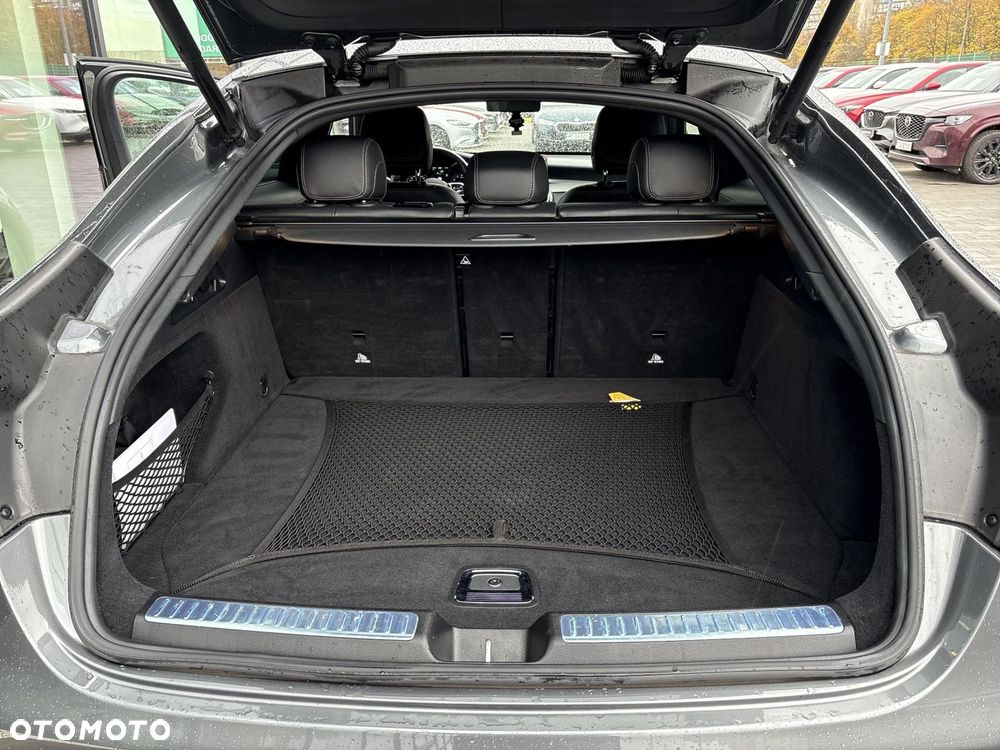 Mercedes-Benz GLC - 17