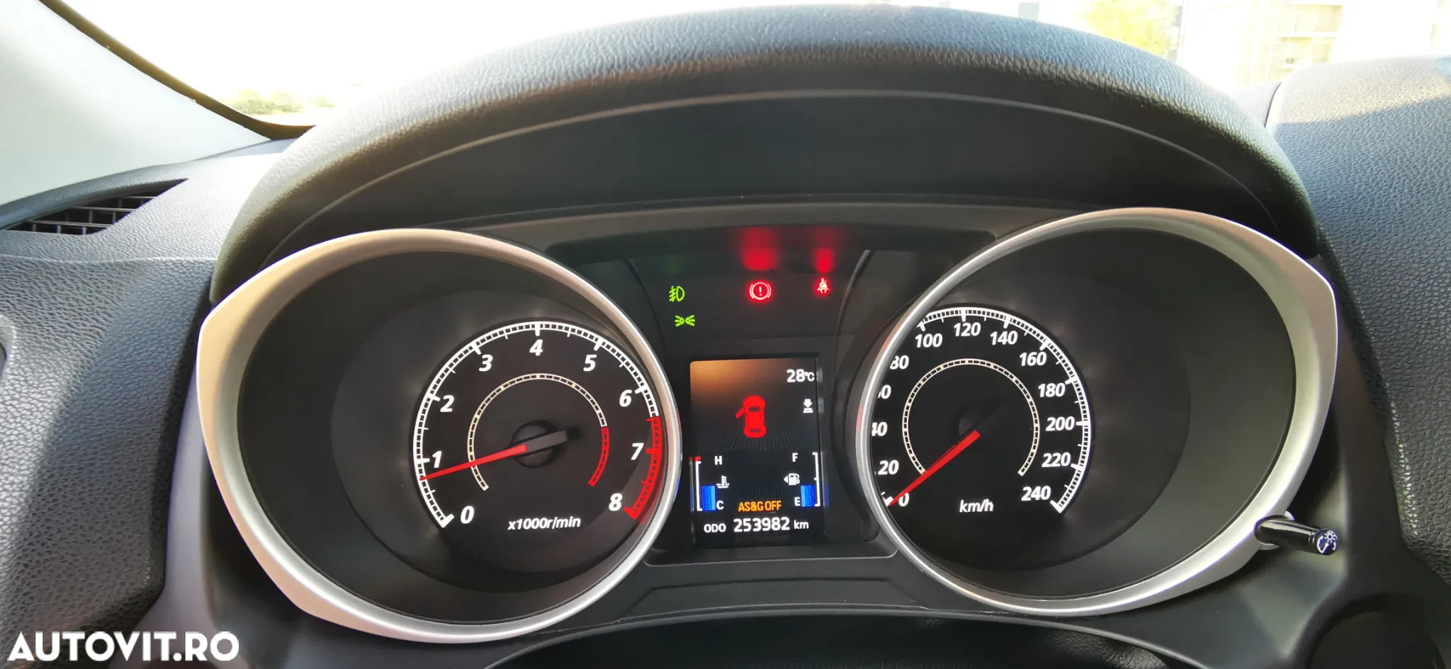 Mitsubishi ASX - 10