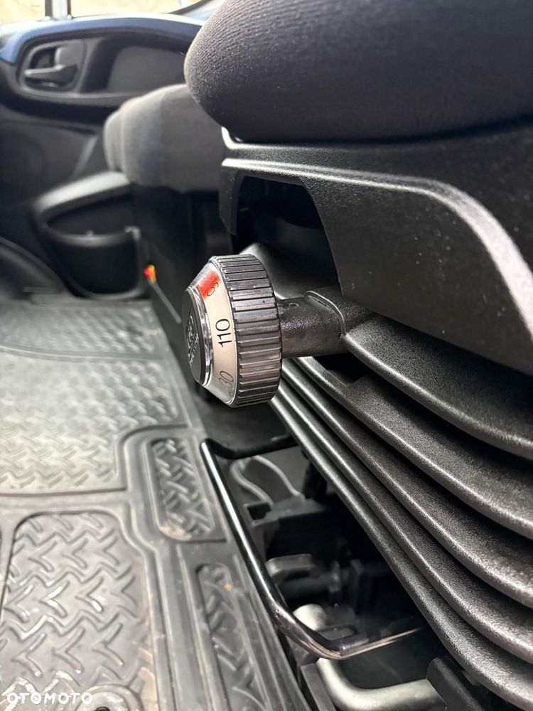 Iveco Daily 35S160, 2.3 160KM, L3H2, Chłodnia do 0°C, HiMatic, Bardzo zadbane - 29