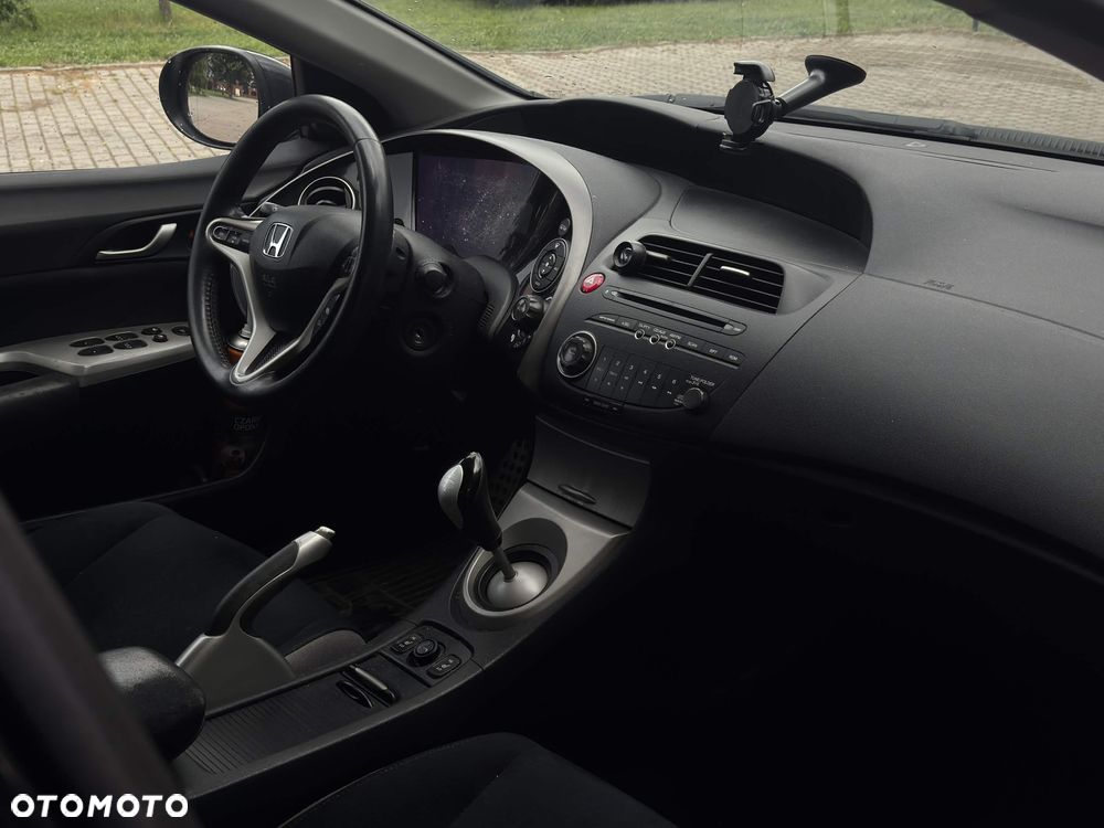Honda Civic 1.8 Comfort - 13