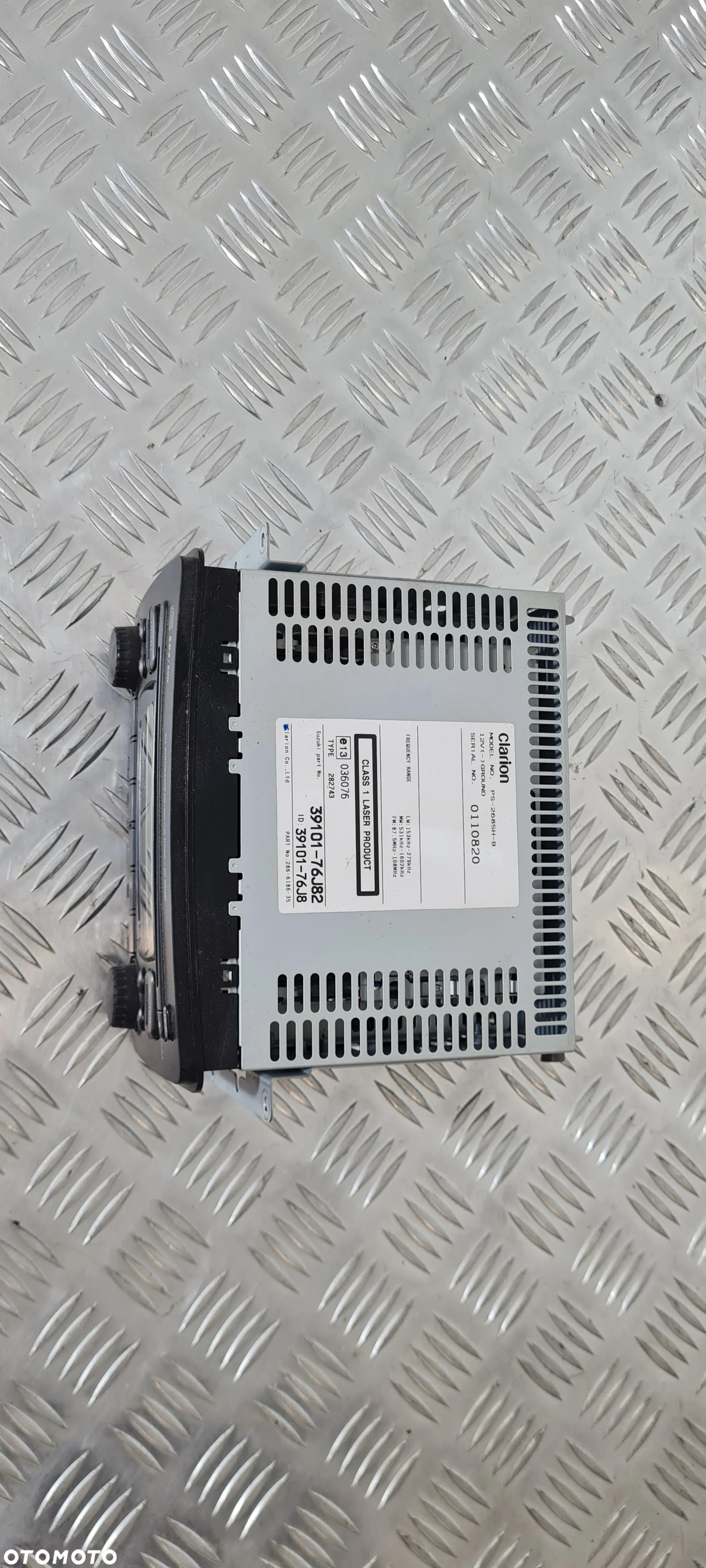 Suzuki Jimny Radio - 2