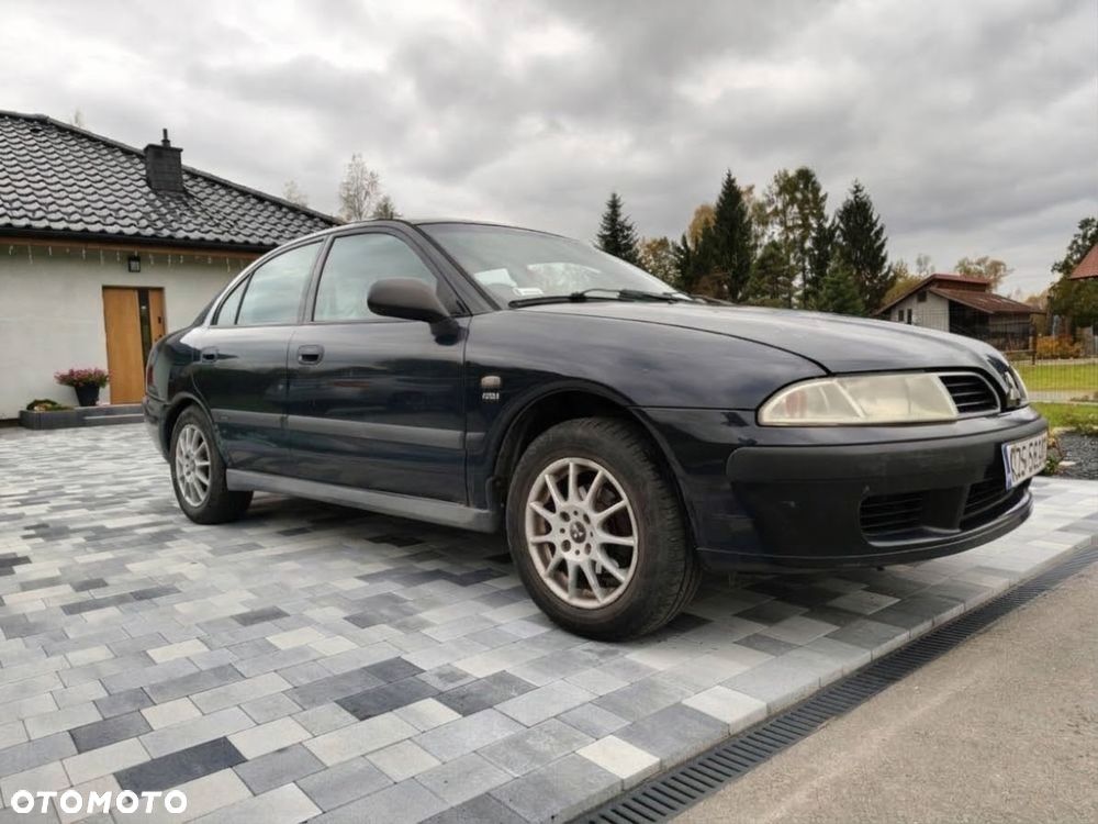 Mitsubishi Carisma