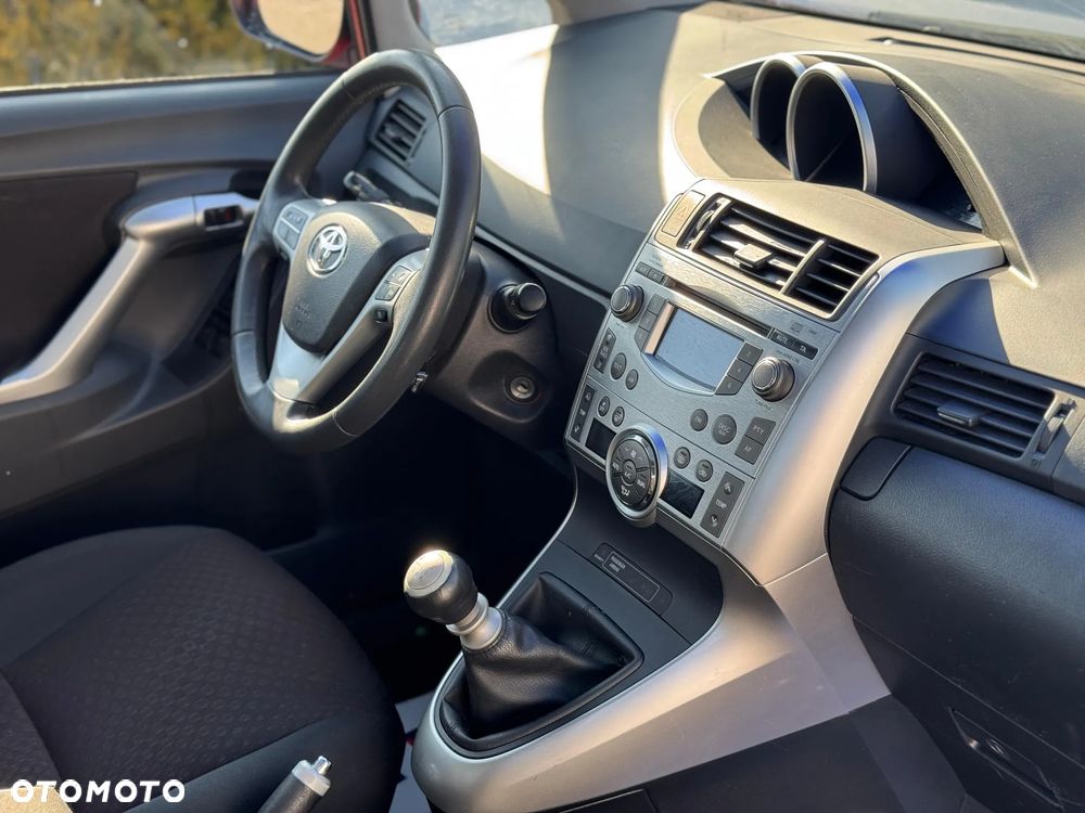 Toyota Verso 1.6 5-Sitzer Comfort - 29