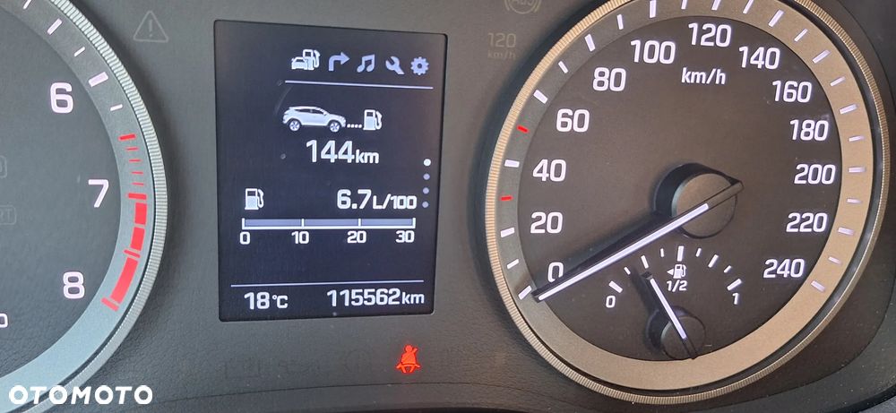 Hyundai Tucson - 8
