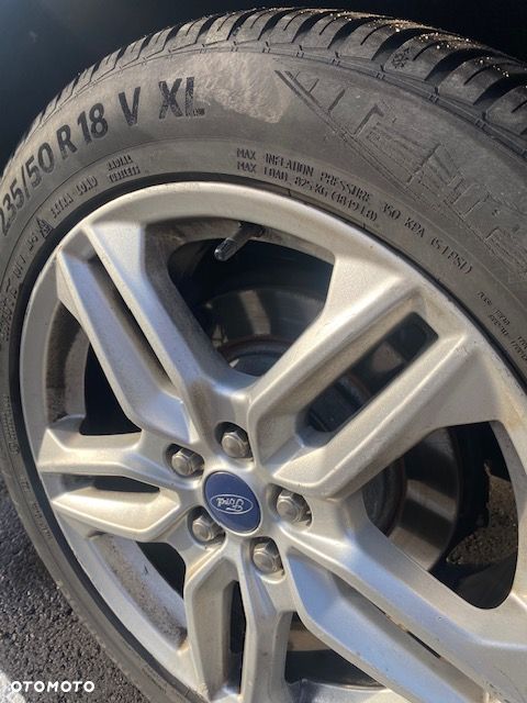 Ford S-Max 2.0 TDCi Titanium PowerShift - 9