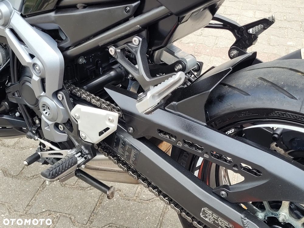Kawasaki Z 900 - 23