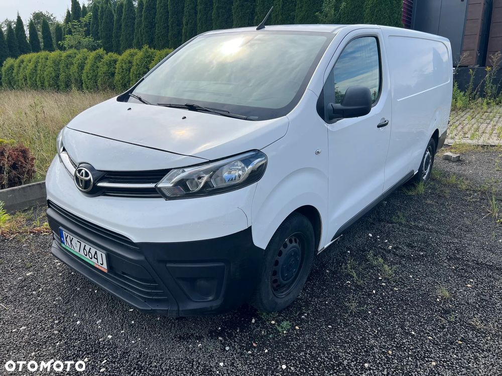Toyota Proace - 1