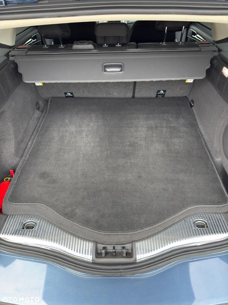 Ford Mondeo 2.0 EcoBlue Titanium - 16