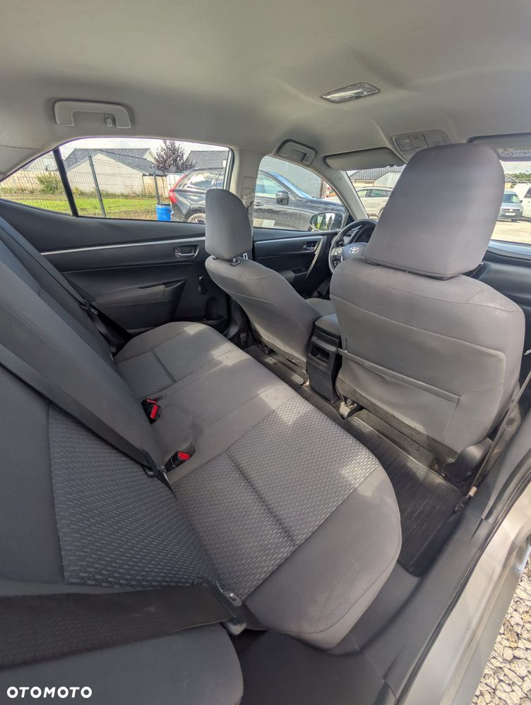 Toyota Corolla 1.4 D-4D Comfort - 32