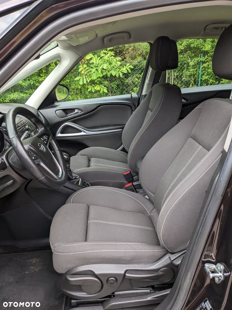 Opel Zafira Tourer 2.0 CDTI Edition - 29