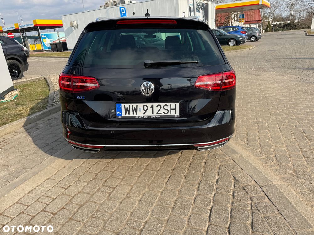 Volkswagen Passat - 6