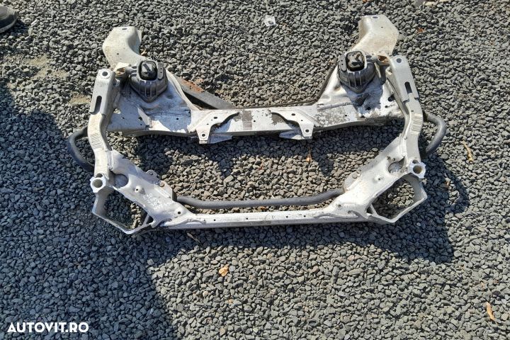 Punte fata BMW Seria 3 E90 [2004 - 2010] Sedan 320i AT (150 hp) - 3