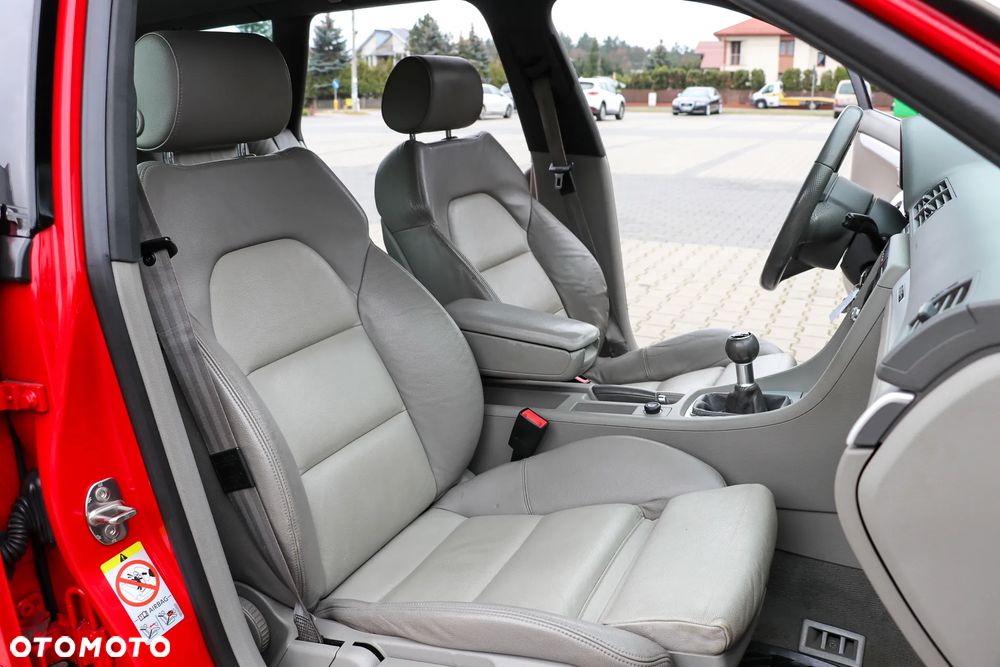 Audi A4 ver-avant-1-8t-quattro - 23