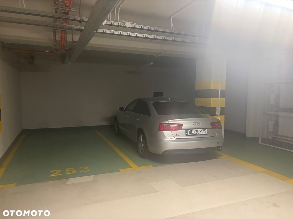 Audi A6 Limousine - 4