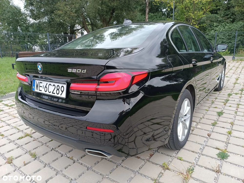 BMW Seria 5 520d MHEV - 6