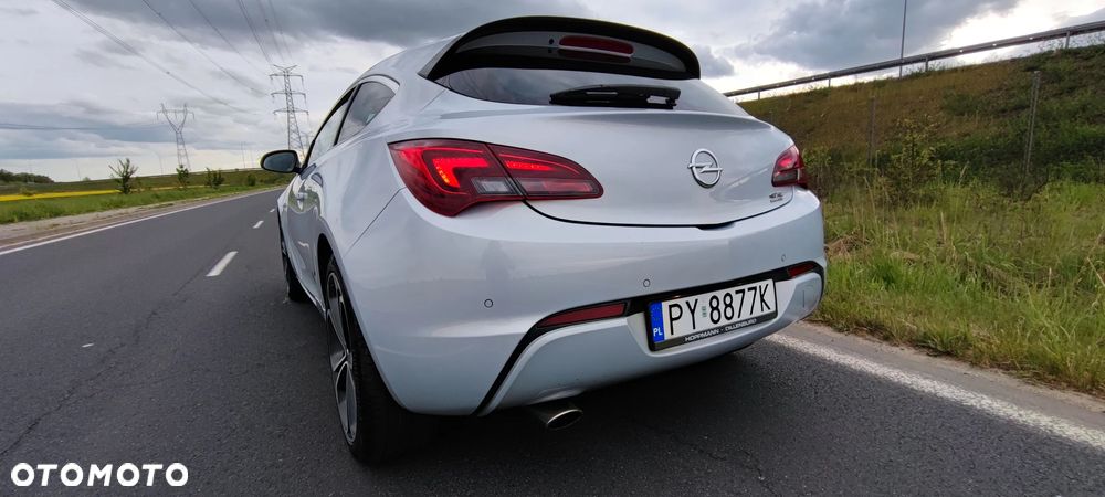 Opel Astra 1.6 Turbo Edition - 8