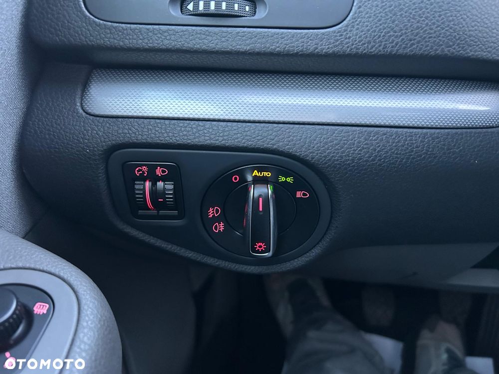 Volkswagen Sharan 2.0 TDI Comfortline - 28