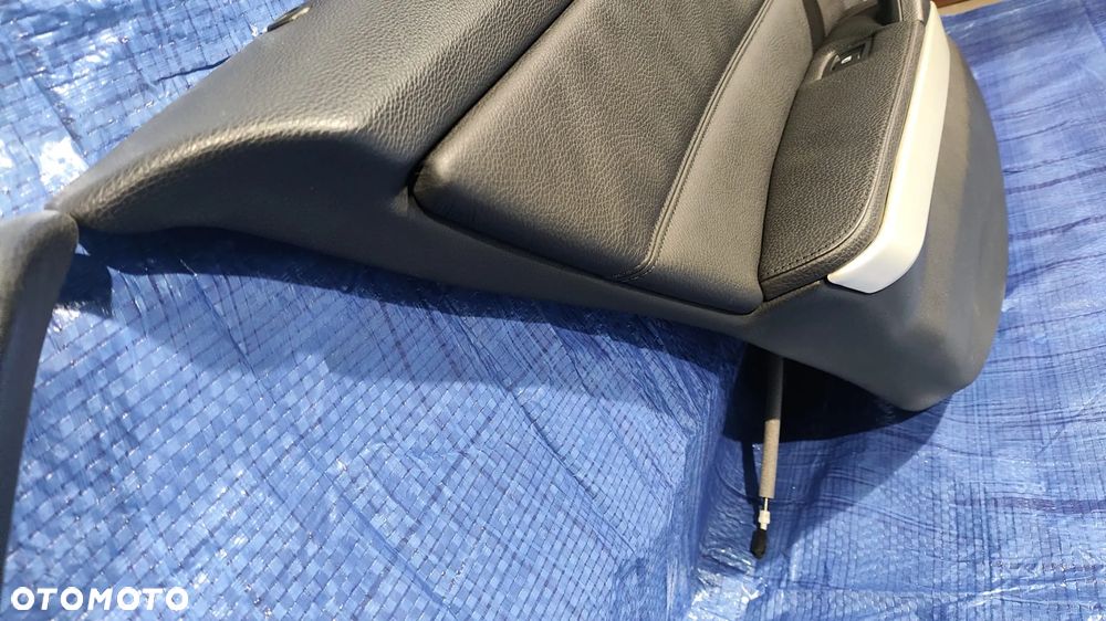 BOCZEK TAPICERKA DRZWI LEWY PRAWY TYŁ CZARNY SKÓRA DEKOR BMW E90 M-PAKIET - 4