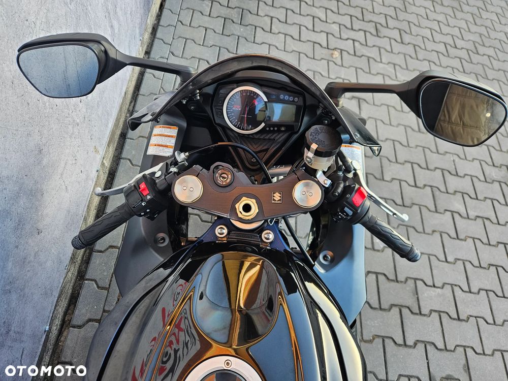 Suzuki GSX-R - 8